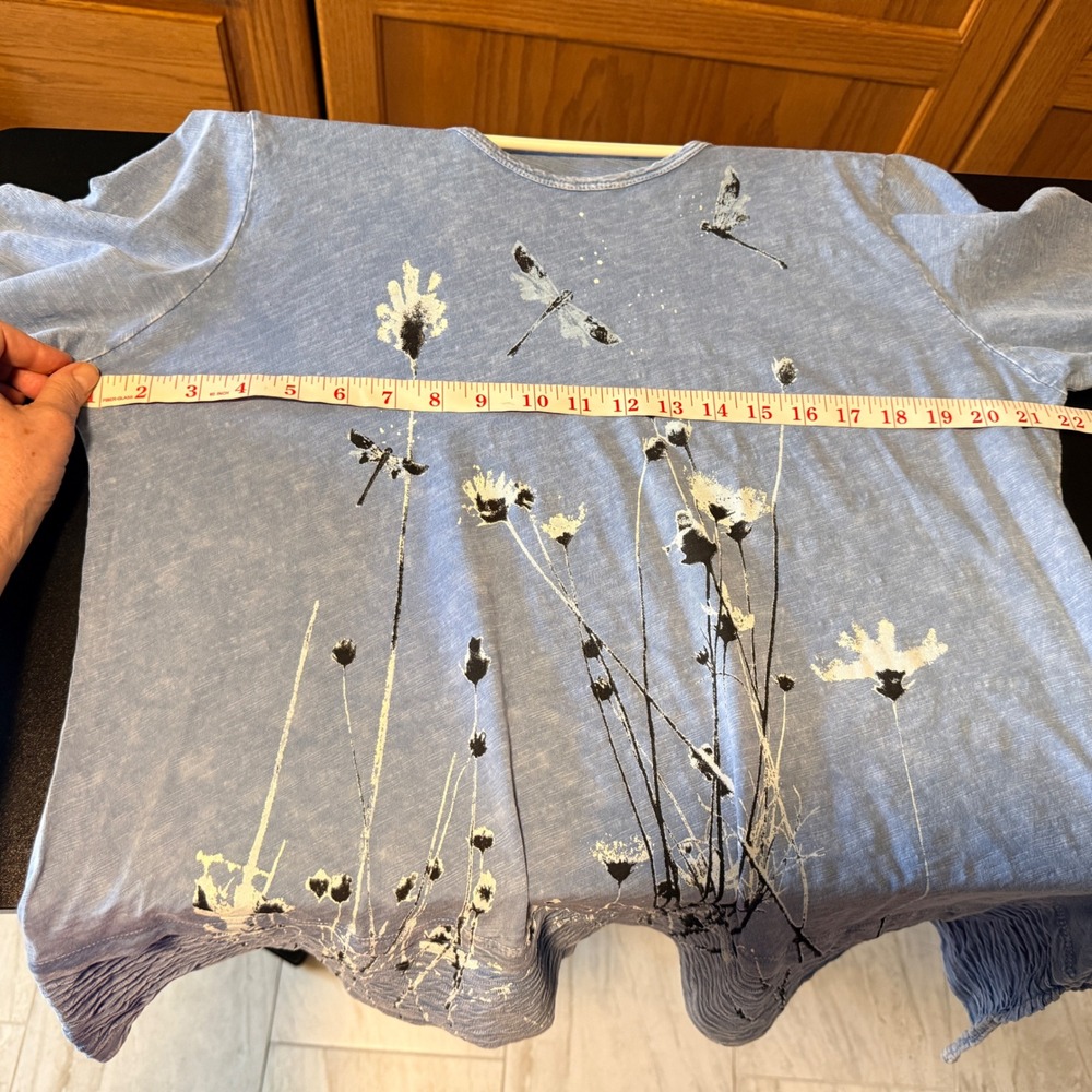 Jess & Jane Tunic Top Size L Blue NWT Dragonfly Asymmetrical Hem Art to Wear - Picture 7 of 10